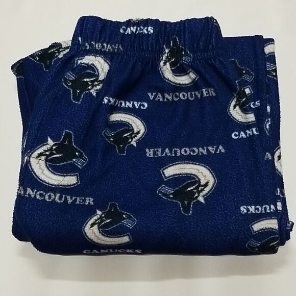 🎁5/$25 NHL Vancouver Canucks Youth Sleep Pants Size 10/12 - Picture 6 of 6
